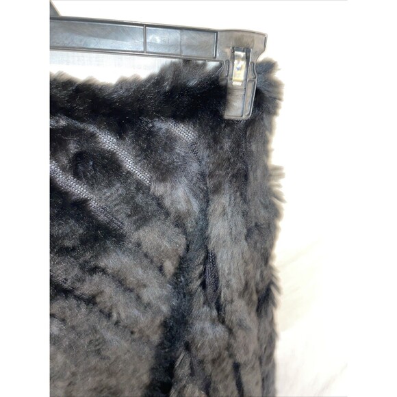 Luii Women’s Fur Stole Size Medium Black Striped Rabbit Fur Going Out Party - Picture 10 of 12